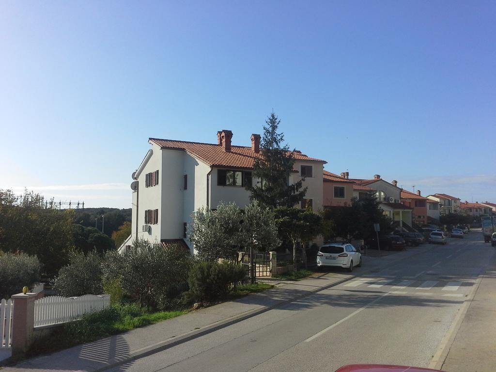 Apartments Liliana Пула Экстерьер фото